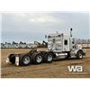 Image 3 : 2012 KENWORTH T800 TRI DRIVE SLEEPER TRUCK TRACTOR