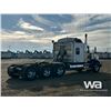 Image 3 : 2011 KENWORTH T800 TRI DRIVE SLEEPER TRUCK TRACTOR