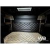 Image 17 : 2014 KENWORTH T800 TRI DRIVE SLEEPER TRUCK TRACTOR