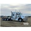 Image 2 : 2014 KENWORTH T800 TRI DRIVE SLEEPER TRUCK TRACTOR