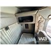Image 19 : 2008 KENWORTH T800 TRI DRIVE SLEEPER TRUCK TRACTOR
