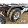 Image 32 : 2006 KENWORTH T800B TRIDRIVE SLEEPER TRUCK TRACTOR