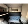 Image 16 : 2022 KENWORTH T880 T/A SLEEPER TRUCK TRACTOR