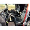 Image 8 : 2019 KENWORTH W900 T/A SLEEPER TRUCK TRACTOR
