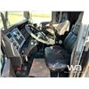 Image 8 : 2019 KENWORTH W900 T/A SLEEPER TRUCK TRACTOR
