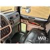 Image 8 : 2013 PETERBILT 367 TRI DRIVE SLEEPER CAB & CHASSIS