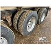 Image 31 : 2019 KENWORTH T800 TRI DRIVE SLEEPER TANK TRUCK