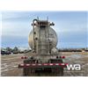Image 37 : 2019 KENWORTH T800 TRI DRIVE SLEEPER TANK TRUCK