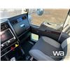 Image 9 : 2019 KENWORTH T800 TRI DRIVE SLEEPER TANK TRUCK