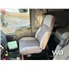 Image 8 : 2013 KENWORTH T800 TRI DRIVE SLEEPER TANK TRUCK