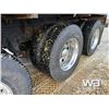 Image 25 : 2006 FREIGHTLINER FLD120SD TRI DRIVE TANK TRUCK