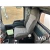 Image 8 : 1999 KENWORTH T800B TRI DRIVE 145 BBL WATER TRUCK