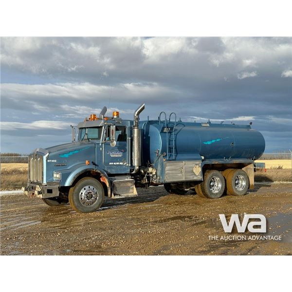 1998 KENWORTH T800 T/A 100 BBL TANK TRUCK