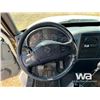 Image 11 : 2002 INTERNATIONAL 4300 SBA DT466 S/A STEAM TRUCK