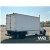 Image 3 : 2002 INTERNATIONAL 4300 SBA DT466 S/A STEAM TRUCK