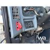 Image 16 : 2002 INTERNATIONAL 4300 DT465 S/A BOOM TRUCK