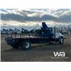 Image 3 : 2002 INTERNATIONAL 4300 DT465 S/A BOOM TRUCK
