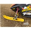 Image 15 : 2004 SKIDOO 800 SUMMIT SNOWMOBILE