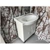 Image 14 : 2023 6 FT. 8 IN. X 6 FT. 4 IN. PORTABLE TOILET