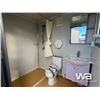Image 10 : PORTABLE RESTROOM