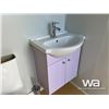 Image 15 : PORTABLE RESTROOM