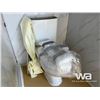 Image 11 : PORTABLE RESTROOM