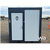 Image 8 : PORTABLE RESTROOM