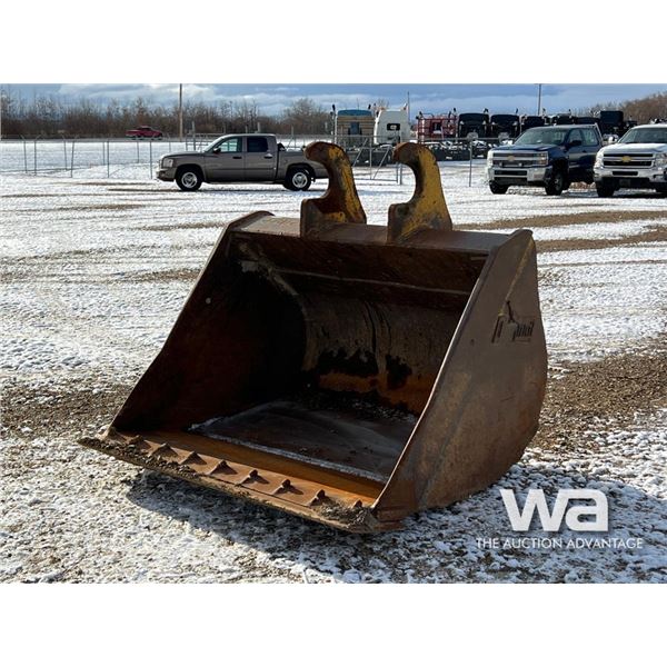 BRANDT 70 IN. CLEAN OUT BUCKET