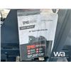 Image 5 : TMG 72 IN. SKID STEER ROOT RAKE HYD. GRAPPLE