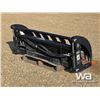 Image 3 : 78 IN. SKID STEER LOG HYD. GRAPPLE