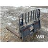Image 4 : SKID STEER PALLET 48 IN. FORKS
