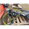 Image 8 : BOBCAT 30C HYD. SKID STEER AUGER & BIT