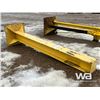Image 2 : STEEL BEAM WITH PEDESTAL