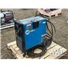 Image 2 : MILLER 252 WIRE FEED WELDER