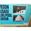 Image 3 : 2 PERSON MASSAGE WHIRLPOOL BATHTUB