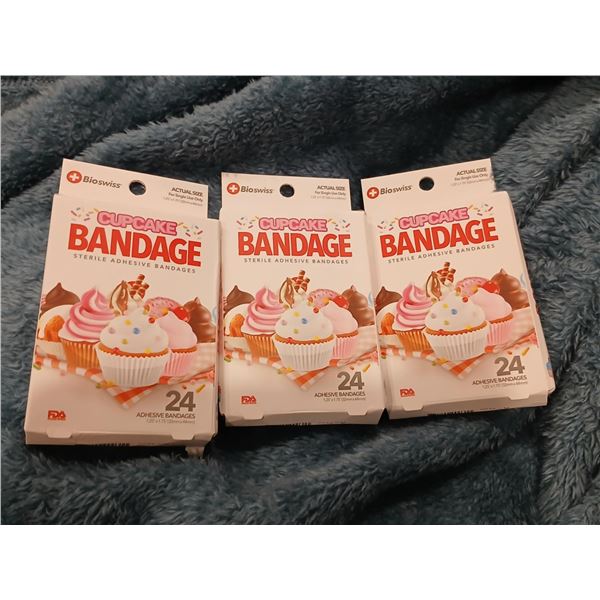 3x pack bandaids- ice cream