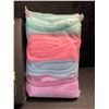 Image 4 : 2 Boxes of Microfiber Makeup Remover Cloths - 8 Per Pack/16 Total - Soft Makeup Wash Cloths - New!
