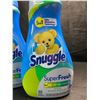 Image 2 : 3 Bottles of Snuggle Original SuperFresh Liquid Fabric Softener - 937ml Each - New