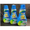 Image 1 : 3 Bottles of Snuggle Original SuperFresh Liquid Fabric Softener - 937ml Each - New