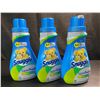Image 1 : 3 Bottles of Snuggle Original SuperFresh Liquid Fabric Softener - 937ml Each - New