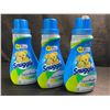 Image 1 : 3 Bottles of Snuggle Original SuperFresh Liquid Fabric Softener - 937ml Each - New