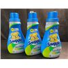 Image 1 : 3 Bottles of Snuggle Original SuperFresh Liquid Fabric Softener - 937ml Each - New