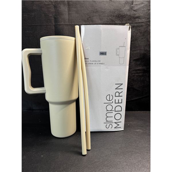 Simple Modern 40oz Trek Tumbler - New