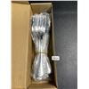 Image 2 : 1 Box of Classic Stainless Steel Flatware/Cutlery - 20PC Set (Forks/Knives/Spoons) - Brand New