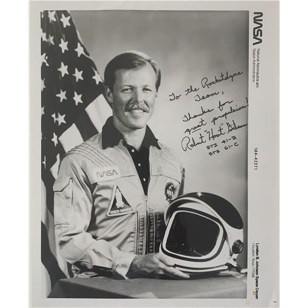 Astronaut Robert Gibson signed offical NASA photo. GFA Authenticated.