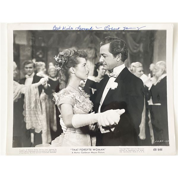 Robert Young signed movie photo
