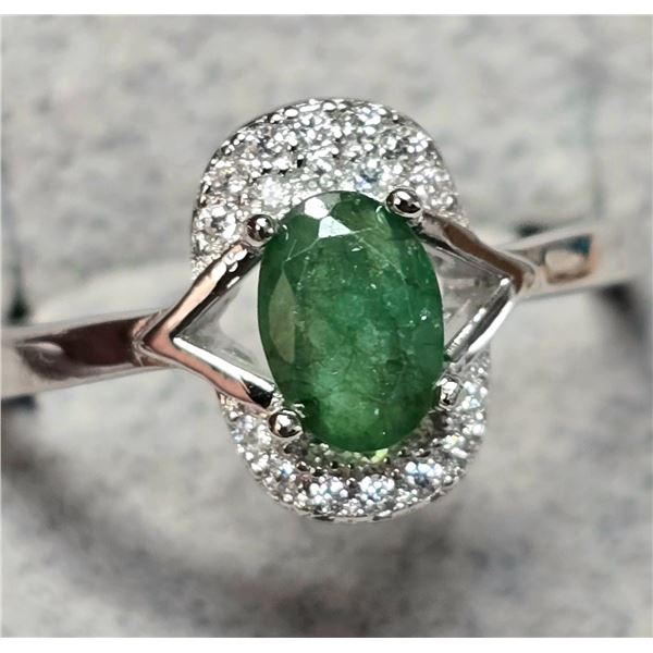 SILVER GENUINE EMERALD (1.25CT) RING (~SIZE 7)