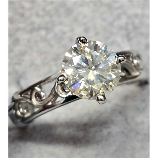SILVER MOISSANITE 1.95CT 3.7G RING (~SIZE 7)