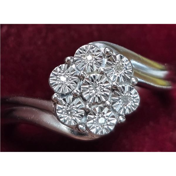 SILVER 7 DIAMOND RING (~SIZE 7)