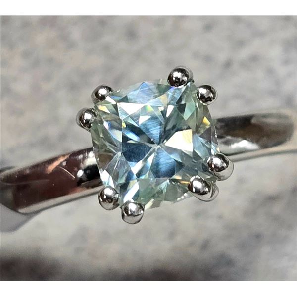 SILVER MOISSANITE 2.25G 0.85CT RING (~SIZE 7)